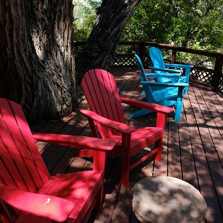 Creekside Cowa-Bungalow! Hotel Moab Exterior photo