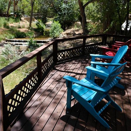 Creekside Cowa-Bungalow! Hotel Moab Exterior photo